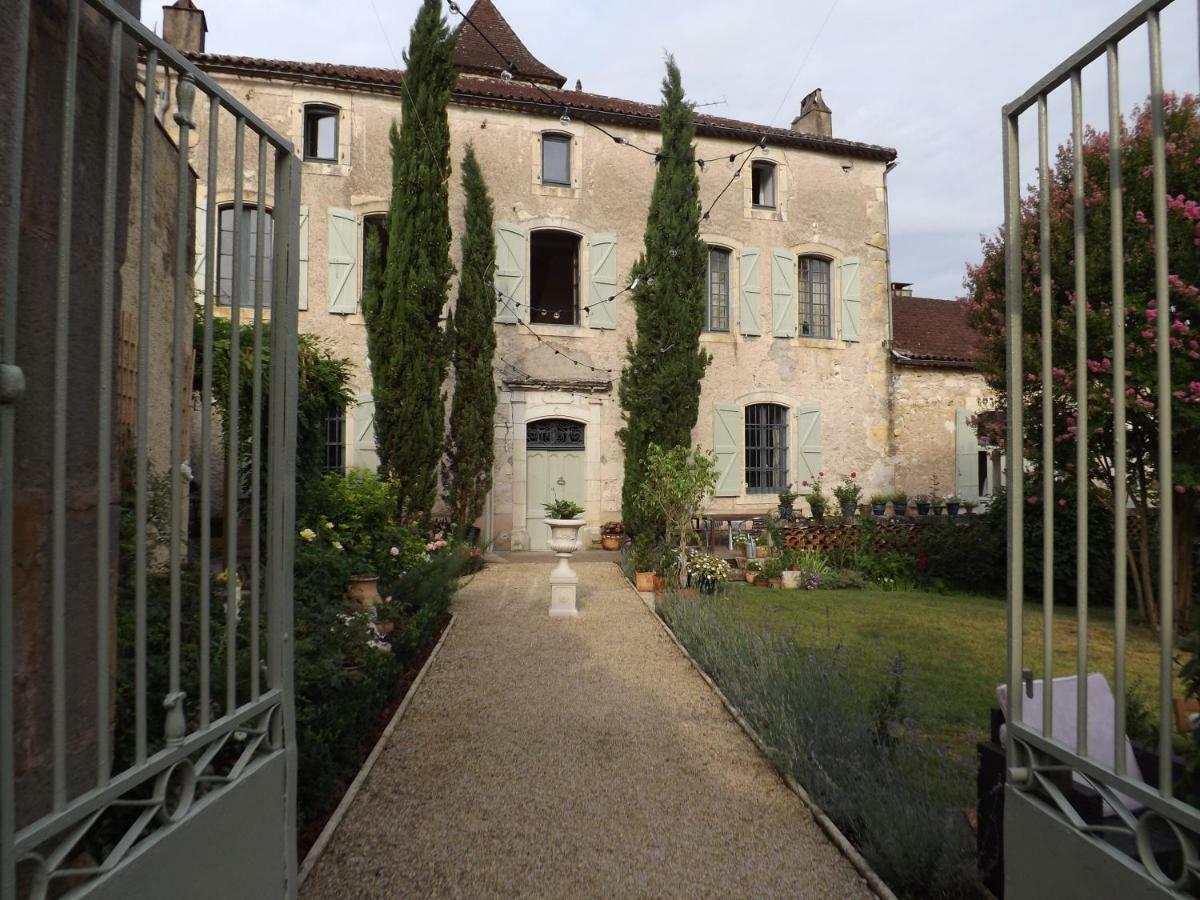 Bed and Breakfast Maison Delmas Puy-l'Eveque Экстерьер фото