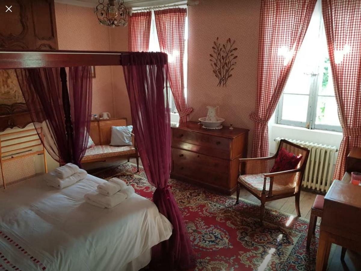 Bed and Breakfast Maison Delmas Puy-l'Eveque Экстерьер фото